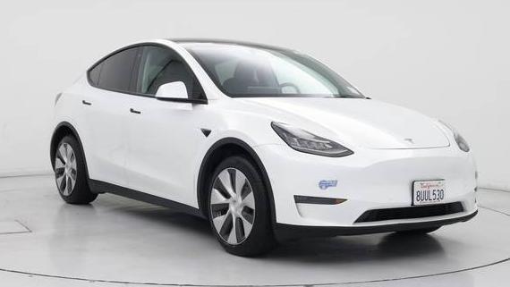 TESLA MODEL Y 2021 5YJYGDEE8MF096929 image